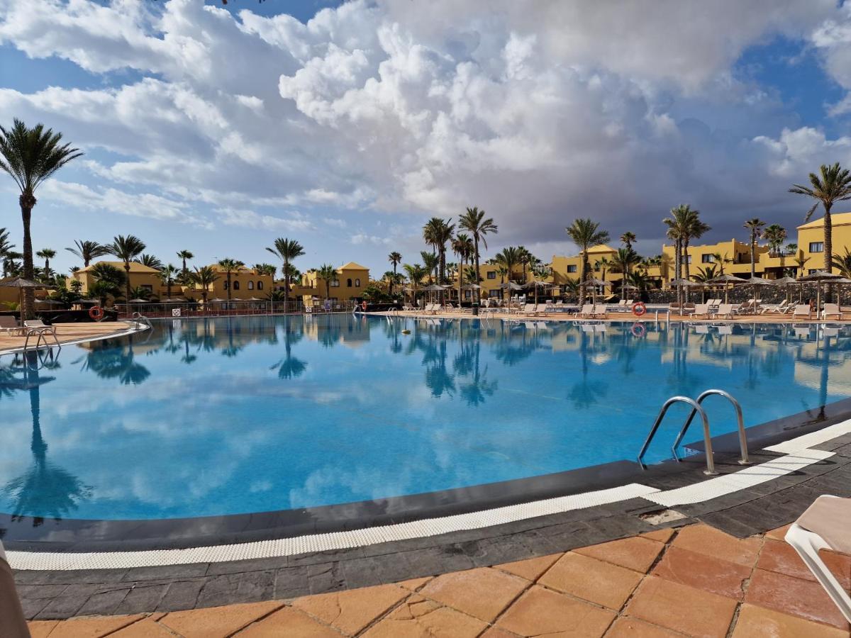 Апартаменты Casa Mari Y Jose Con Grandes Piscinas Y Wifi Gratis Коральео Экстерьер фото