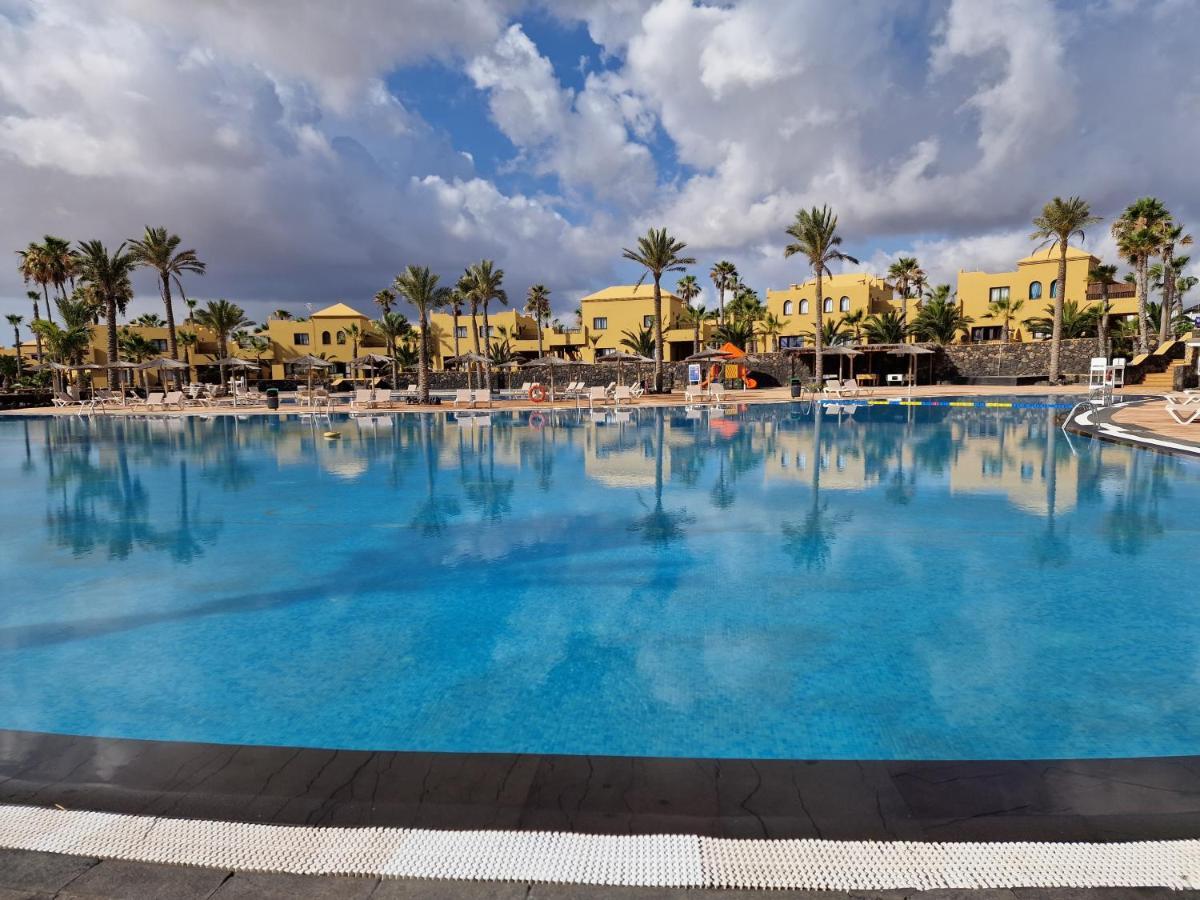 Апартаменты Casa Mari Y Jose Con Grandes Piscinas Y Wifi Gratis Коральео Экстерьер фото