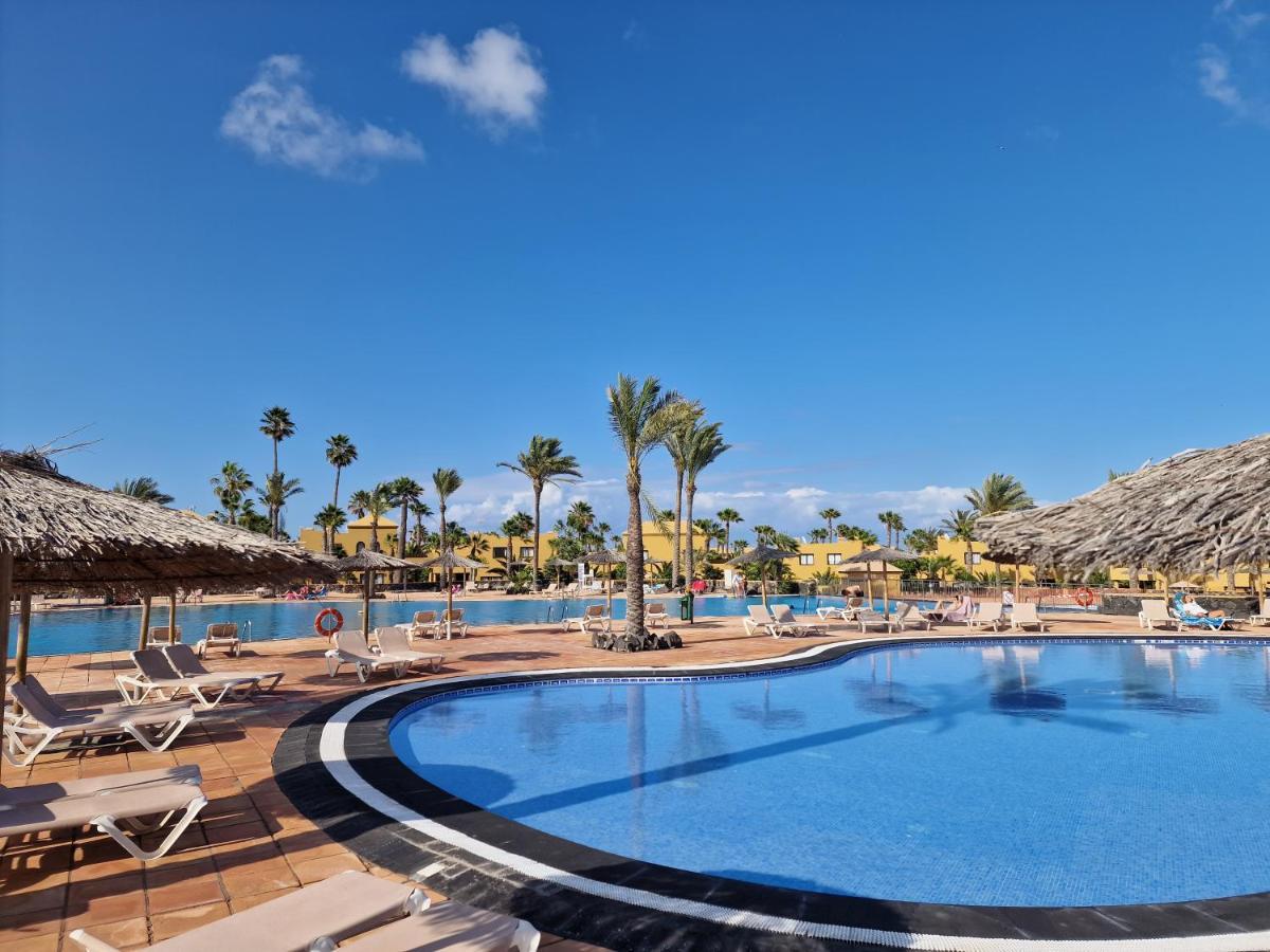 Апартаменты Casa Mari Y Jose Con Grandes Piscinas Y Wifi Gratis Коральео Экстерьер фото
